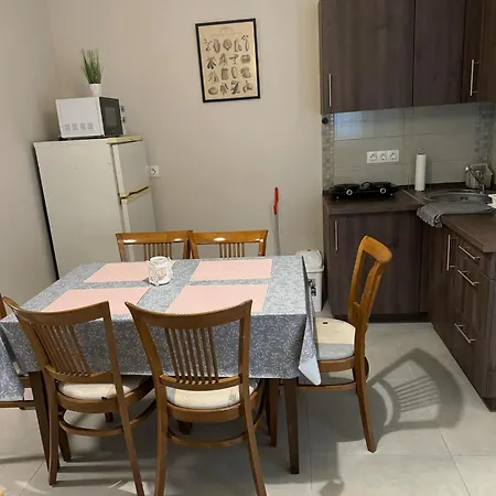 Daire Tuenderrozsa Vendeghaz *