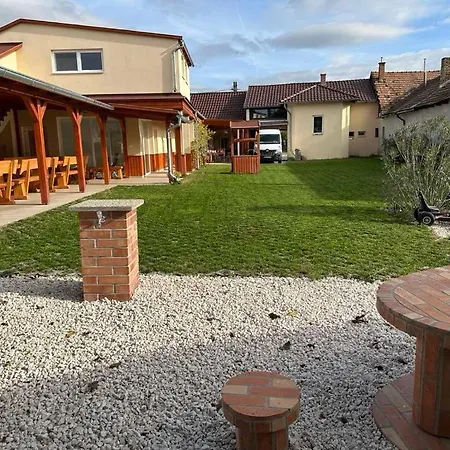 Tuenderrozsa Vendeghaz Pásztó