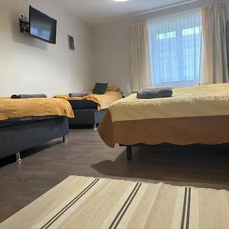 Tuenderrozsa Vendeghaz Daire Pásztó