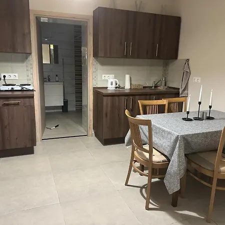 Daire Tuenderrozsa Vendeghaz Pásztó