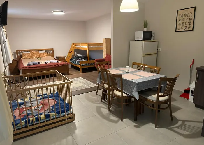 Tuenderrozsa Vendeghaz Apartment *
